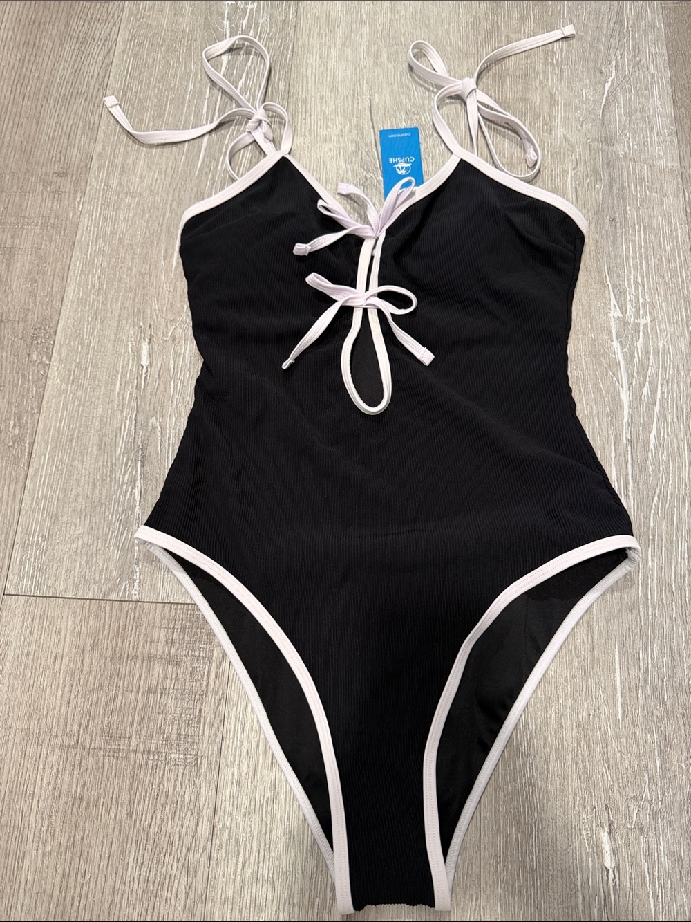 Cupshe One-piece bathing suit